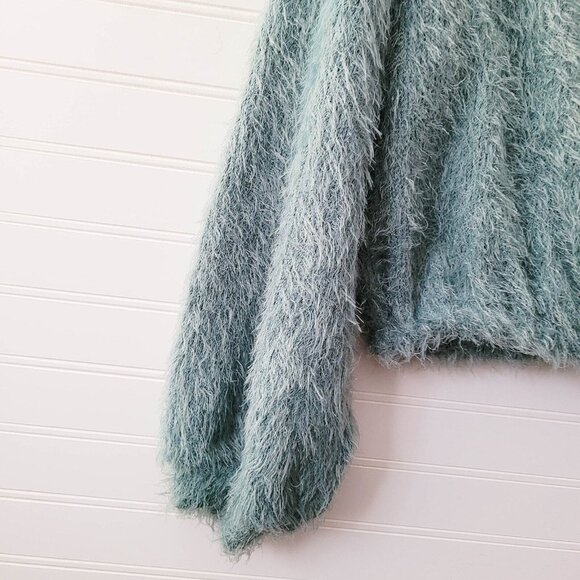 Altar'd State Sweater Womens XS Green Fluffy Eyelash Cropped Y2K Fuzzy Soft - Picture 2 of 8